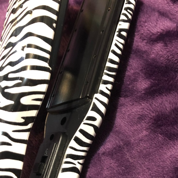 Hair curler and wet to dry hair straightener - Picture 4 of 5